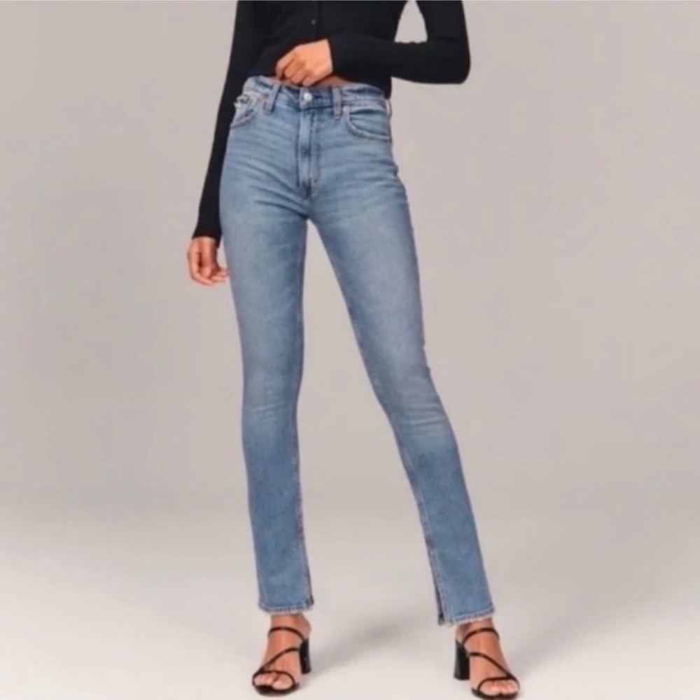 Abercrombie & Fitch 90s Slim Straight Ultra High Rise Curve Love 28/6XL Raw Hem - Picture 1 of 11